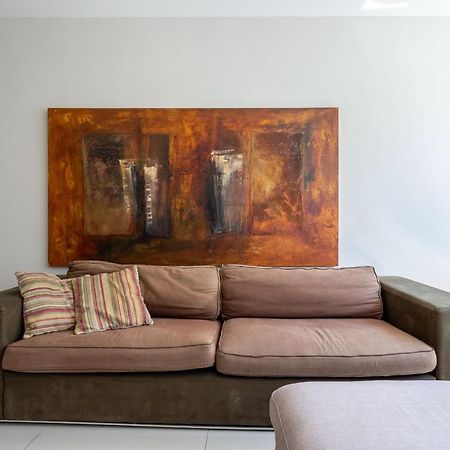 Pineapples SL1001 - Luxuoso apartamento à uma quadra da praia de Copacabana Rio de Janeiro Esterno foto
