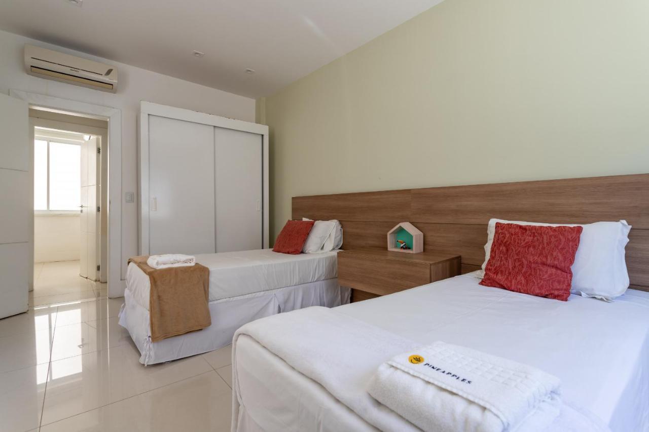 Pineapples SL1001 - Luxuoso apartamento à uma quadra da praia de Copacabana Rio de Janeiro Esterno foto