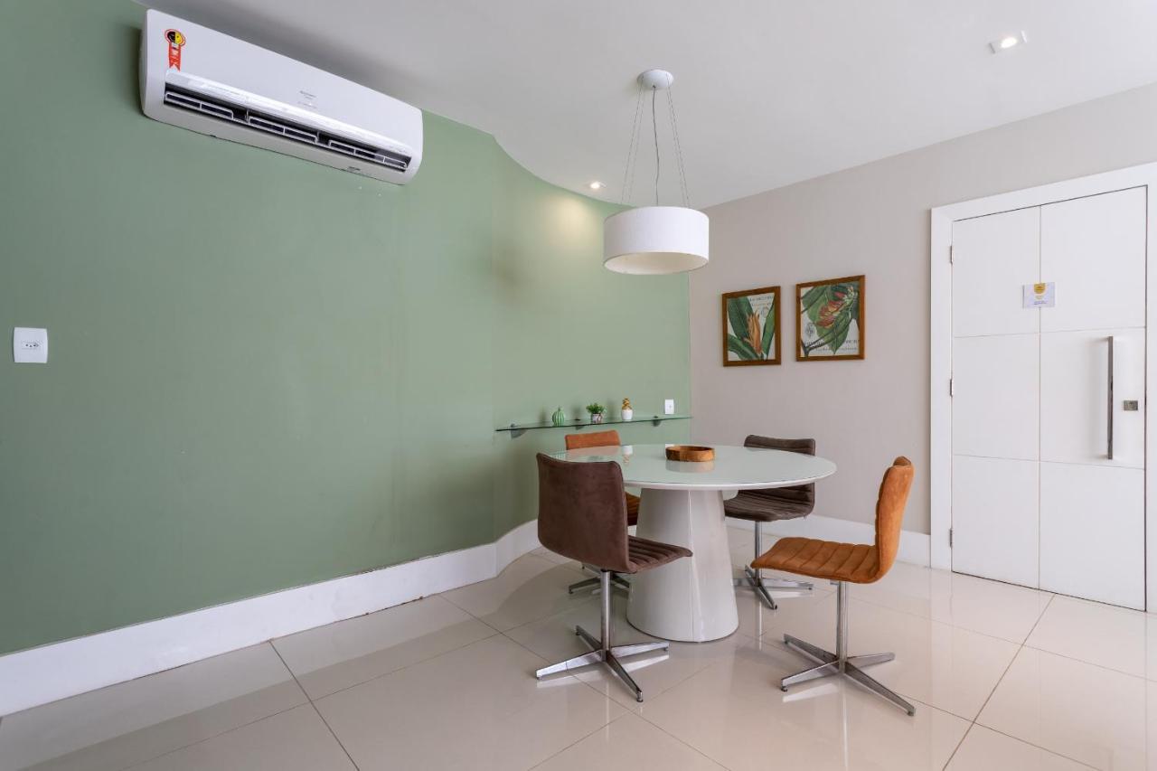 Pineapples SL1001 - Luxuoso apartamento à uma quadra da praia de Copacabana Rio de Janeiro Esterno foto