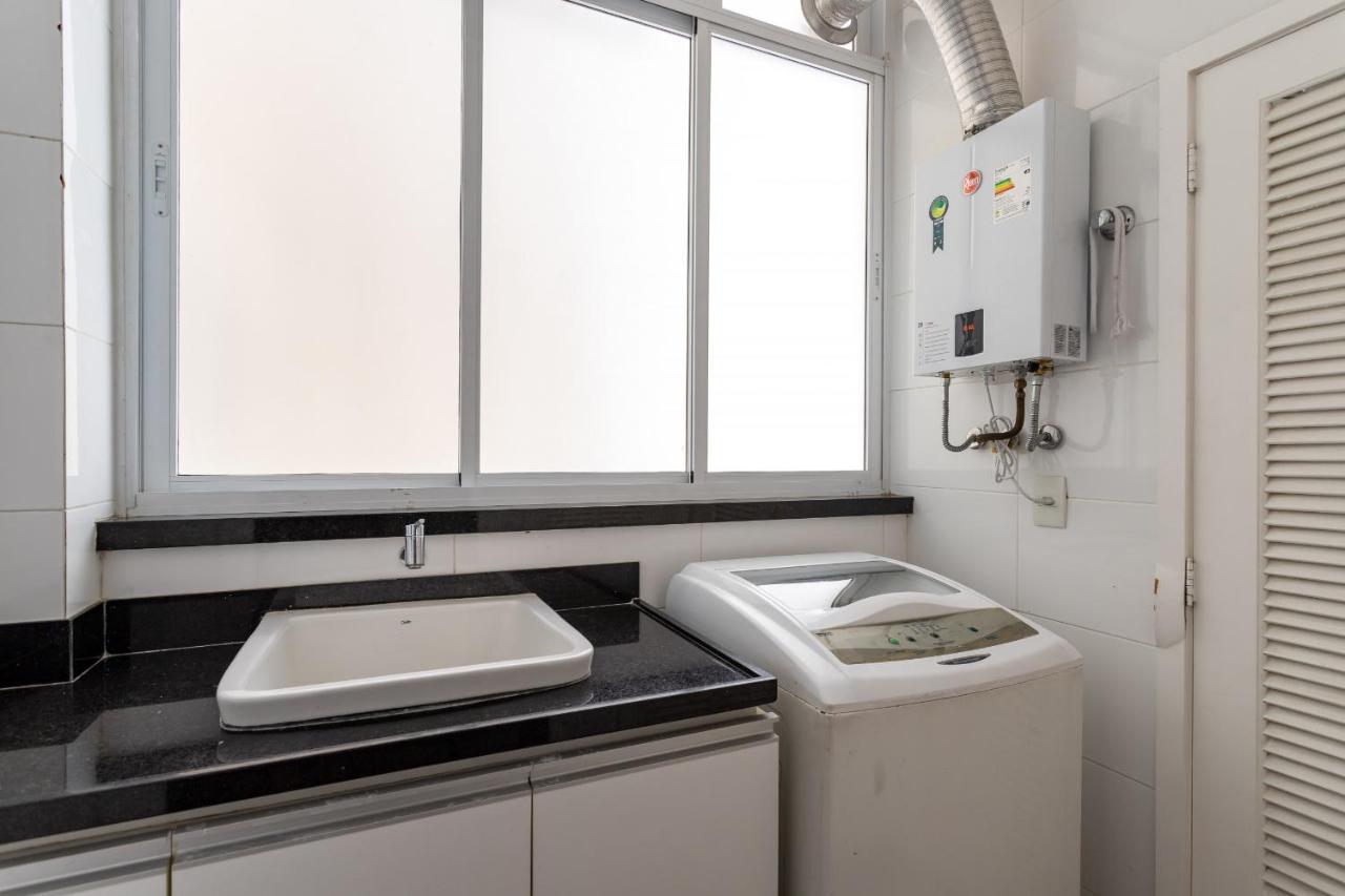 Pineapples SL1001 - Luxuoso apartamento à uma quadra da praia de Copacabana Rio de Janeiro Esterno foto