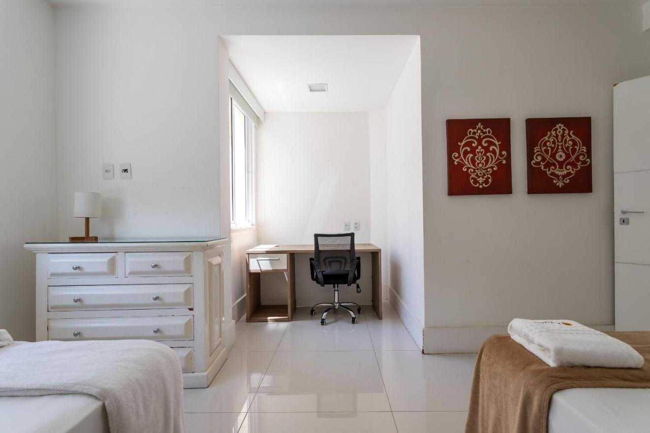 Pineapples SL1001 - Luxuoso apartamento à uma quadra da praia de Copacabana Rio de Janeiro Esterno foto